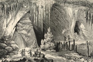 Interior de la Gruta de Antíparos